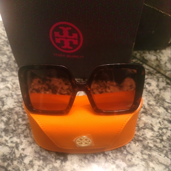 Tory Burch Accessories - TORY BURCH Sunglasses